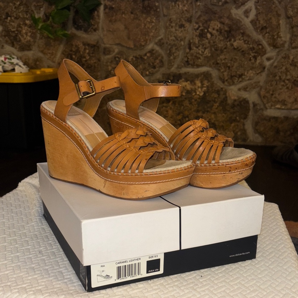 Dolce Vita Ria Wedges